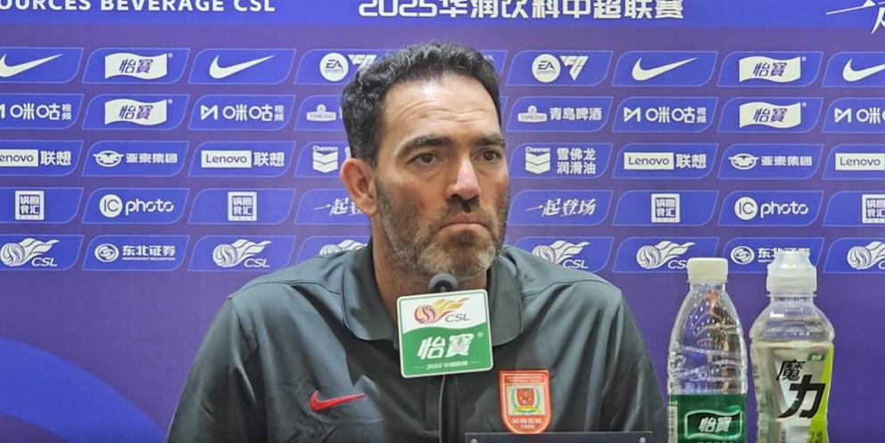 然从事足球, src 然从事足球, src