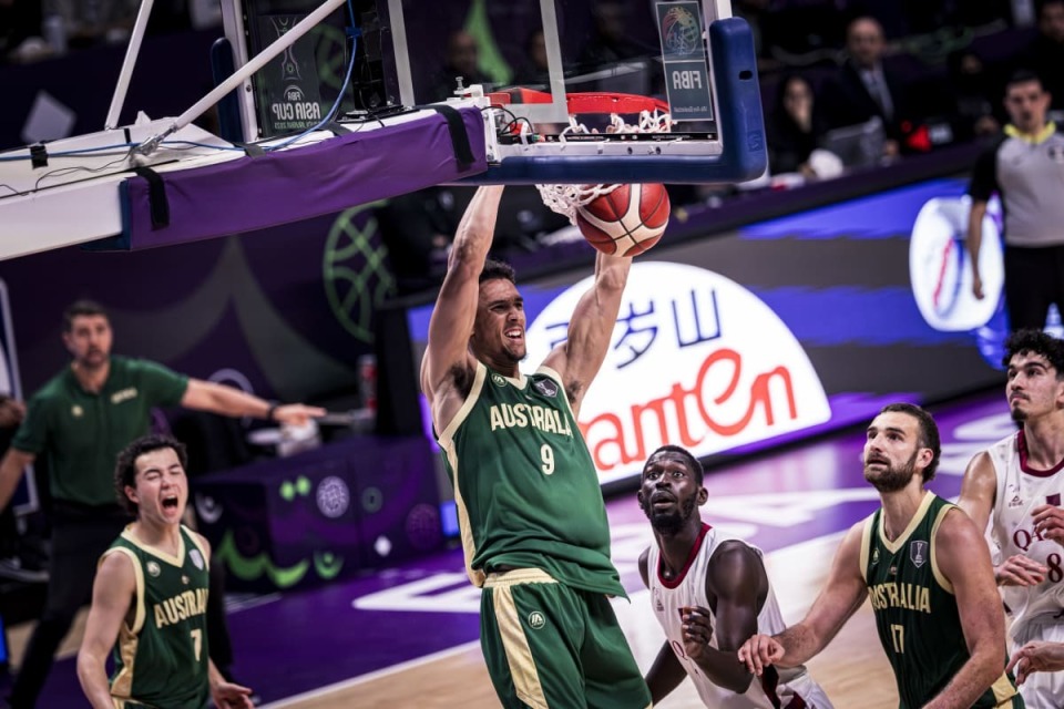 他在进攻端 他在进攻端