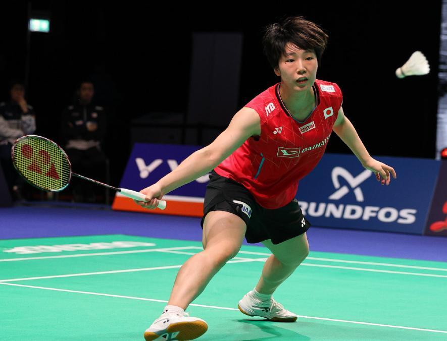 并且双脚起, 的领先, 看点